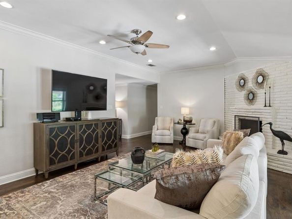 4166  Goodfellow Drive , Dallas Texas 75229