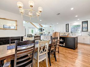 1323  Lansford Avenue , Dallas Texas 75224