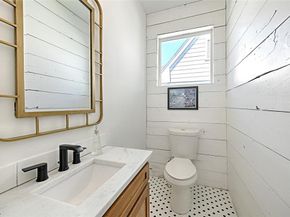 1323  Lansford Avenue , Dallas Texas 75224