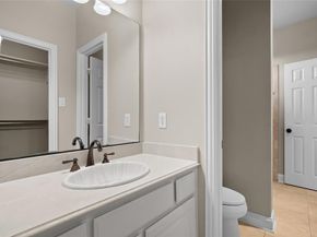 8491  Canyon Crossing , Lantana Texas 76226