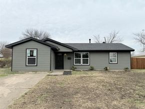 8423  Glen Regal Drive , Dallas Texas 75243