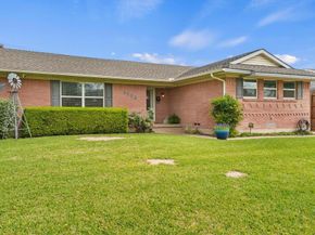 1233  Bardfield Avenue , Garland Texas 75041