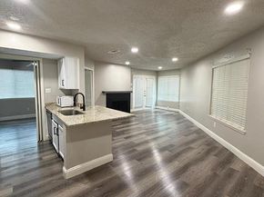 2304  Balsam Drive  E107, Arlington Texas 76006