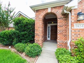 1624  Morning Dove Drive , Aubrey Texas 76227