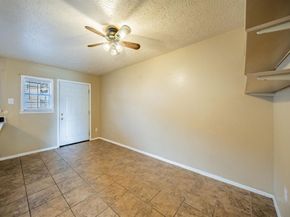 36 W Creek Lane , Grand Prairie Texas 75052