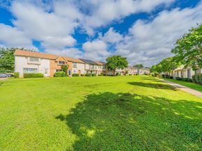 36 W Creek Lane , Grand Prairie Texas 75052