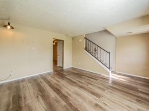 36 W Creek Lane , Grand Prairie Texas 75052