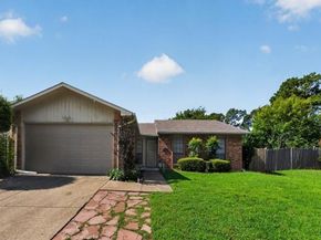 7700  Acapulco Road , Fort Worth Texas 76112