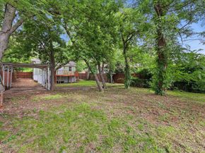 1910  Ramsey Avenue , Dallas Texas 75216