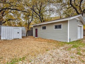 2611 W Amherst Avenue , Dallas Texas 75235