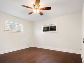 2611 W Amherst Avenue , Dallas Texas 75235