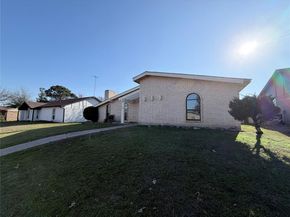 1380  Cherry Hill Lane , Lewisville Texas 75067