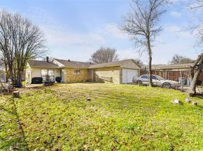 3013  Villa Sur Trail , Dallas Texas 75228