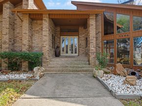 3200  San Paulo Court , Arlington Texas 76012