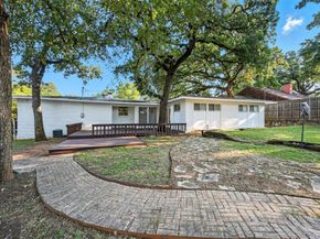 1310 W Cedar Street , Arlington Texas 76012