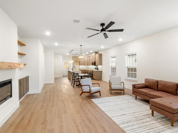 1804  Vincennes Street , Fort Worth Texas 76105