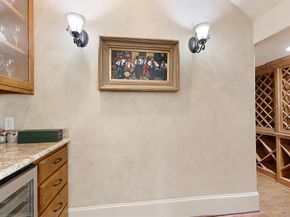 2965 S Sunbeck Circle , Farmers Branch Texas 75234