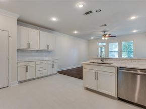 4706  Belmont Avenue , Dallas Texas 75204