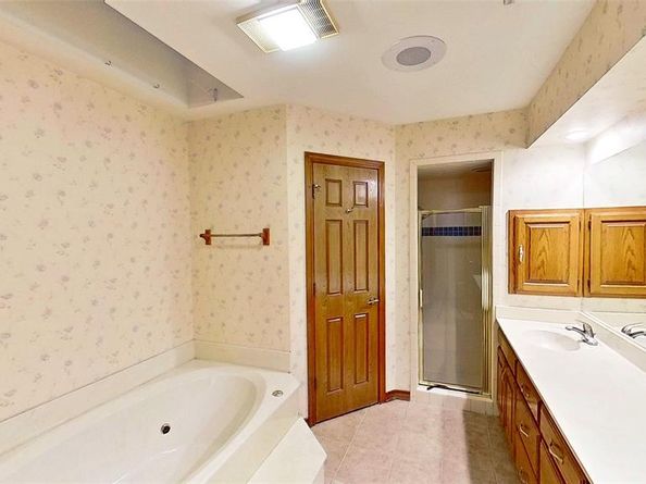 509  Topside Drive , Azle Texas 76020