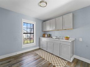 3841  Avenue M  , Fort Worth Texas 76105