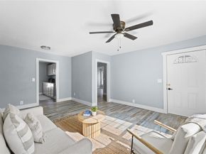 3841  Avenue M  , Fort Worth Texas 76105