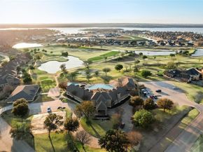 6073  The Resort Boulevard , Fort Worth Texas 76179