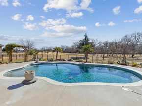 6073  The Resort Boulevard , Fort Worth Texas 76179