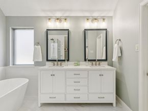 6073  The Resort Boulevard , Fort Worth Texas 76179