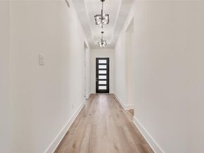 4021  Esmalda Street , Dallas Texas 75212