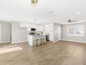 714  Pleasant Valley Road , Garland Texas 75040