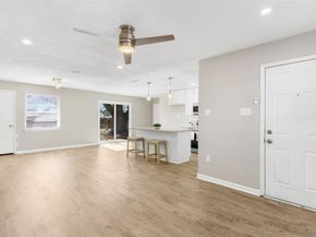 714  Pleasant Valley Road , Garland Texas 75040