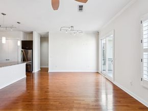 2950  Mckinney Avenue  424, Dallas Texas 75204