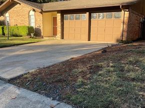 2302  Mercedes Road , Denton Texas 76205