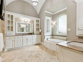 2624  Sir Gawain Lane , Lewisville Texas 75056