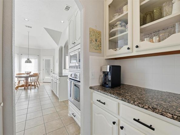 1217  Black Hawk Drive , Fort Worth Texas 76052