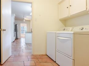 6151  Chesley Lane , Dallas Texas 75214