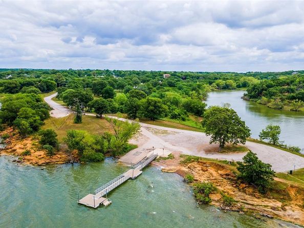 117  Buckboard Drive , Oak Point Texas 75068