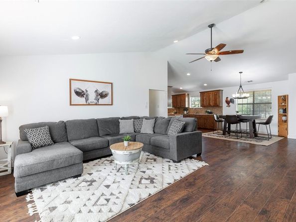 117  Buckboard Drive , Oak Point Texas 75068