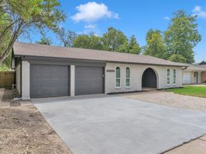 5813  MCCART Avenue , Fort Worth Texas 76133