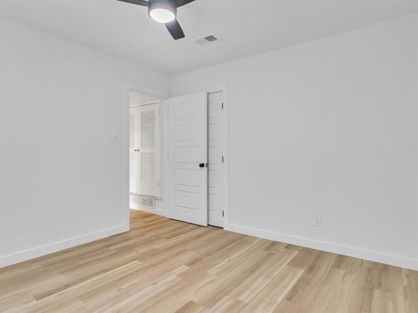 5813  MCCART Avenue , Fort Worth Texas 76133