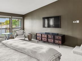 1  Country Lake Drive , Carrollton Texas 75006