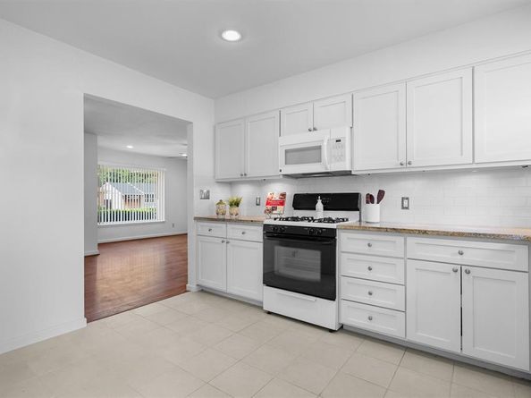 2324  Materhorn Drive , Dallas Texas 75228
