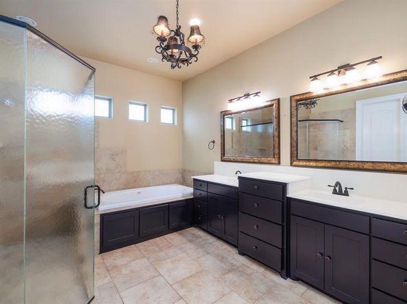 609  Knott Court , Euless Texas 76039