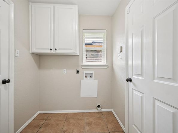 1264  Stonehill Court , Kennedale Texas 76060