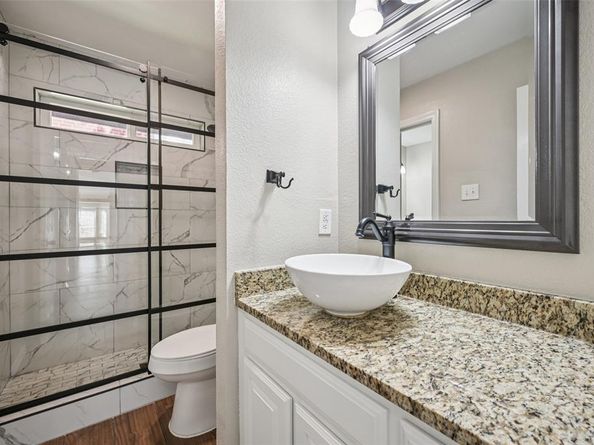 1264  Stonehill Court , Kennedale Texas 76060