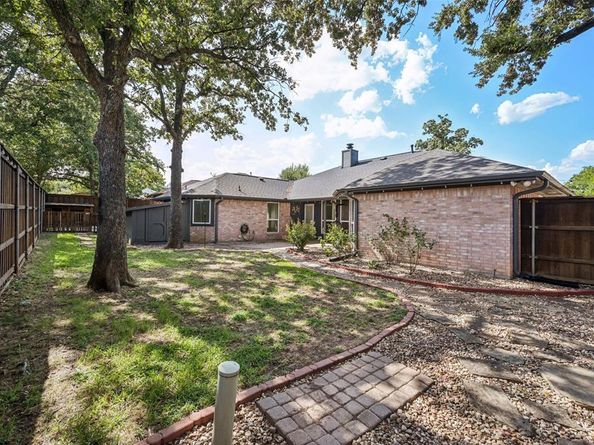 1264  Stonehill Court , Kennedale Texas 76060
