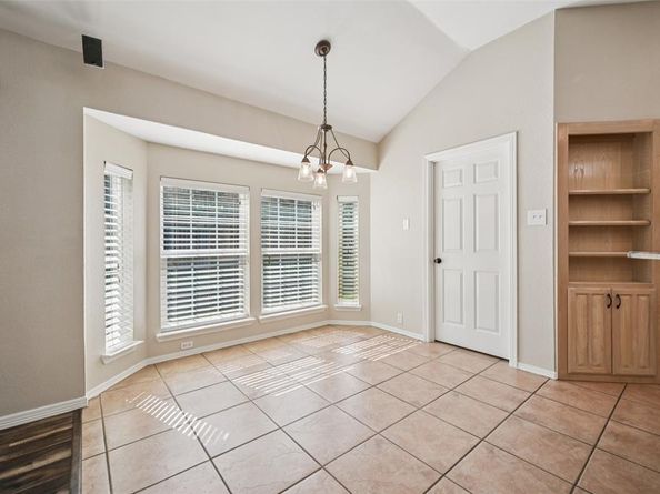 1264  Stonehill Court , Kennedale Texas 76060