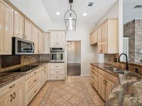 1264  Stonehill Court , Kennedale Texas 76060
