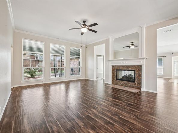 1264  Stonehill Court , Kennedale Texas 76060