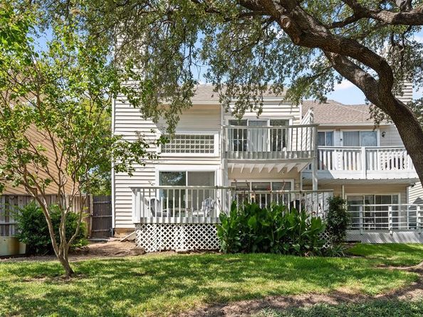 902  Canal Street , Irving Texas 75063